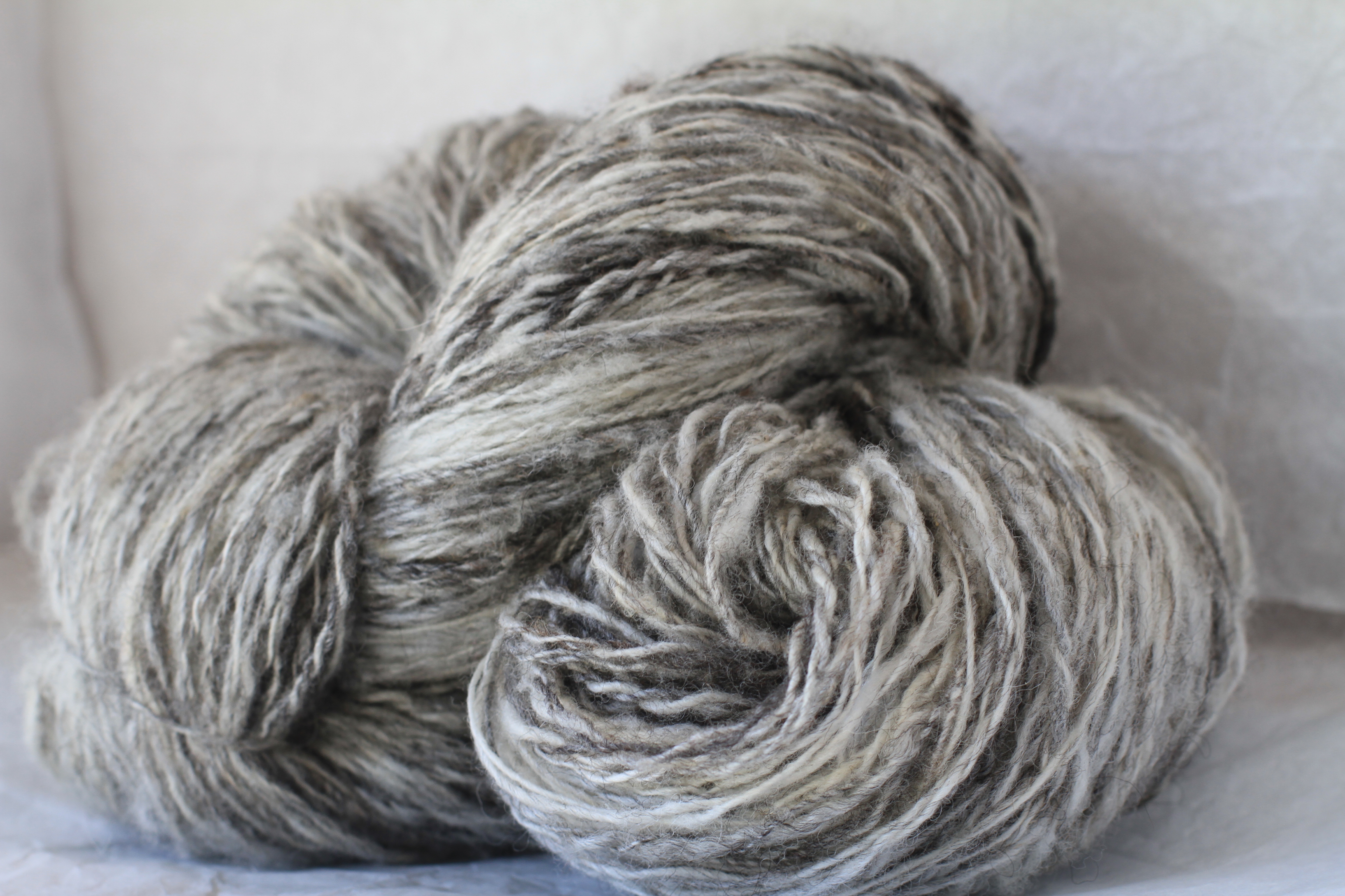 Kiss's Variegated Fleece Handspun 2 Ply